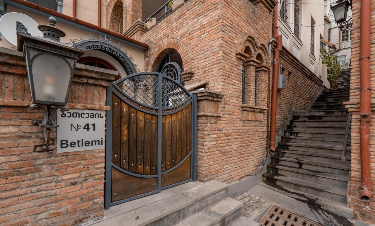 Golden View Apartment Tiflis Dış mekan fotoğraf