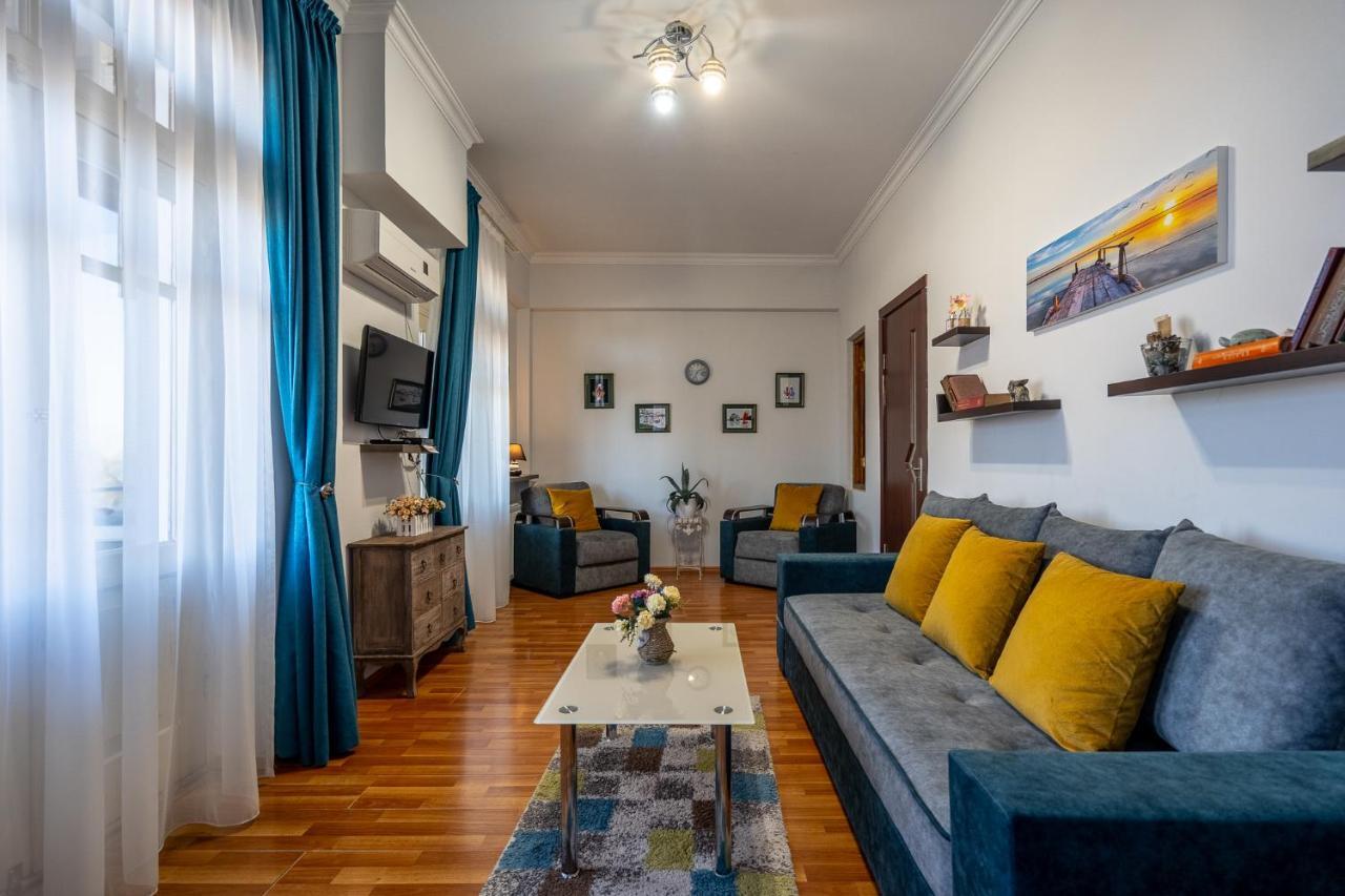 Golden View Apartment Tiflis Dış mekan fotoğraf